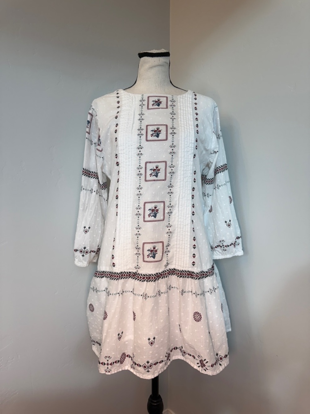 Bombay Paisley Medium White Embroidered Tunic Dress Boho Swiss Dot Open Back - Picture 7 of 14